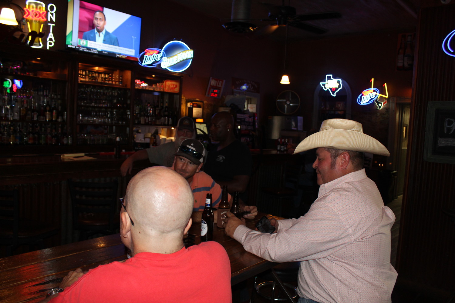 Patrons at the Running M Saloon can choose from sports on tv, to live music, cold drinks and an extensive menu at Marlene Metzler’s Running M.