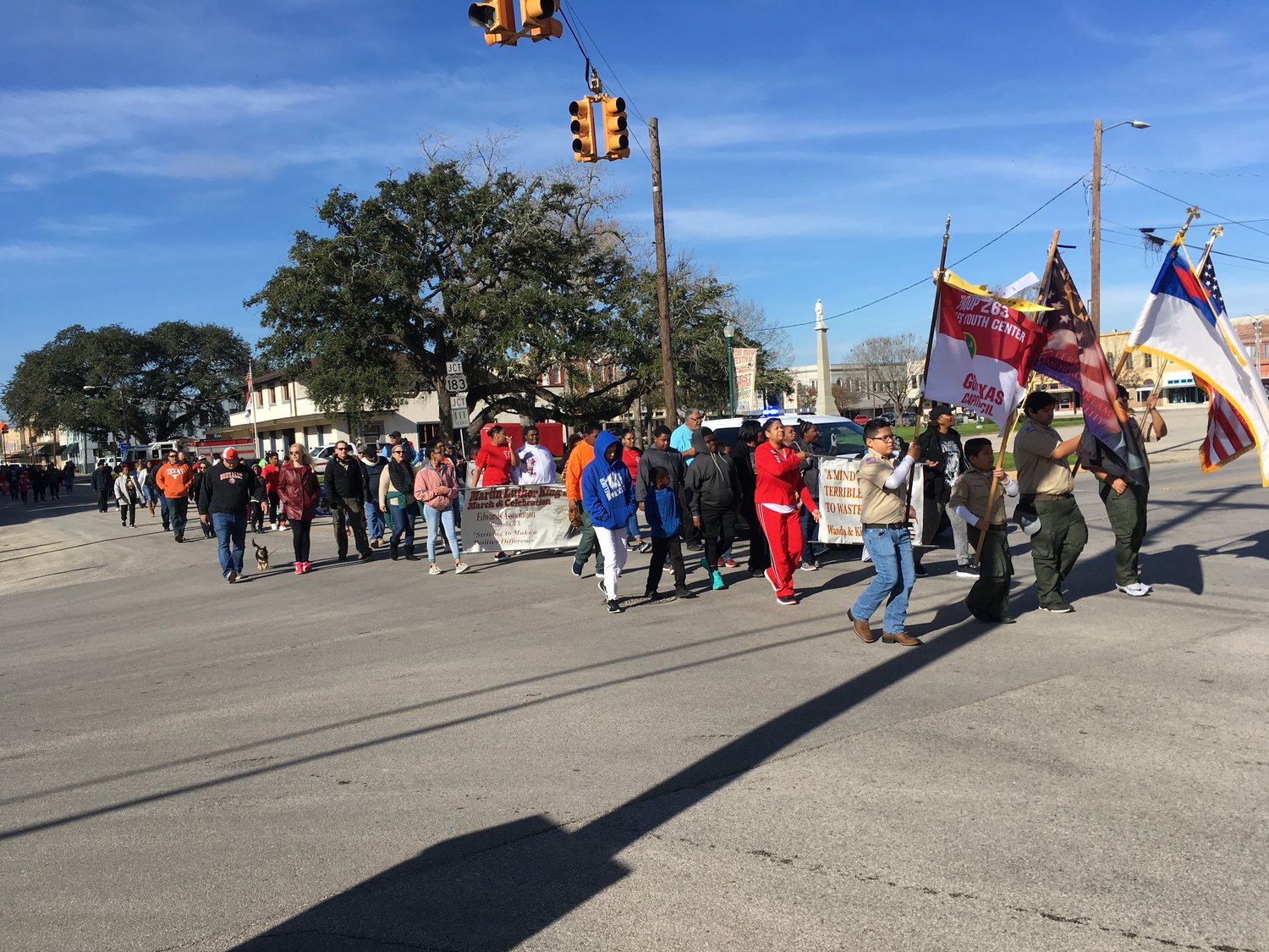 A large crowd assembled Monday morning and marched through Gonzales streets in remembrance of MLK. Songs were led by those at the head of the group, and “We Shall Overcome” reminded those that racial divisions still exist in the ongoing struggle for equal rights and opportunities in Gonzales, Texas, and America.