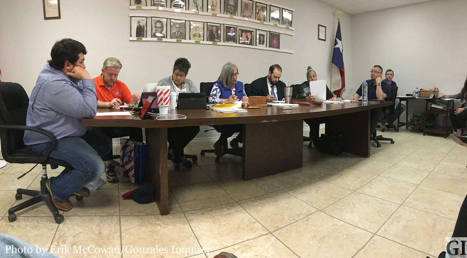 The Nixon city council met Tuesday night to discuss building a splash pad for the city and debating a new Cinco de Mayo festival downtown.