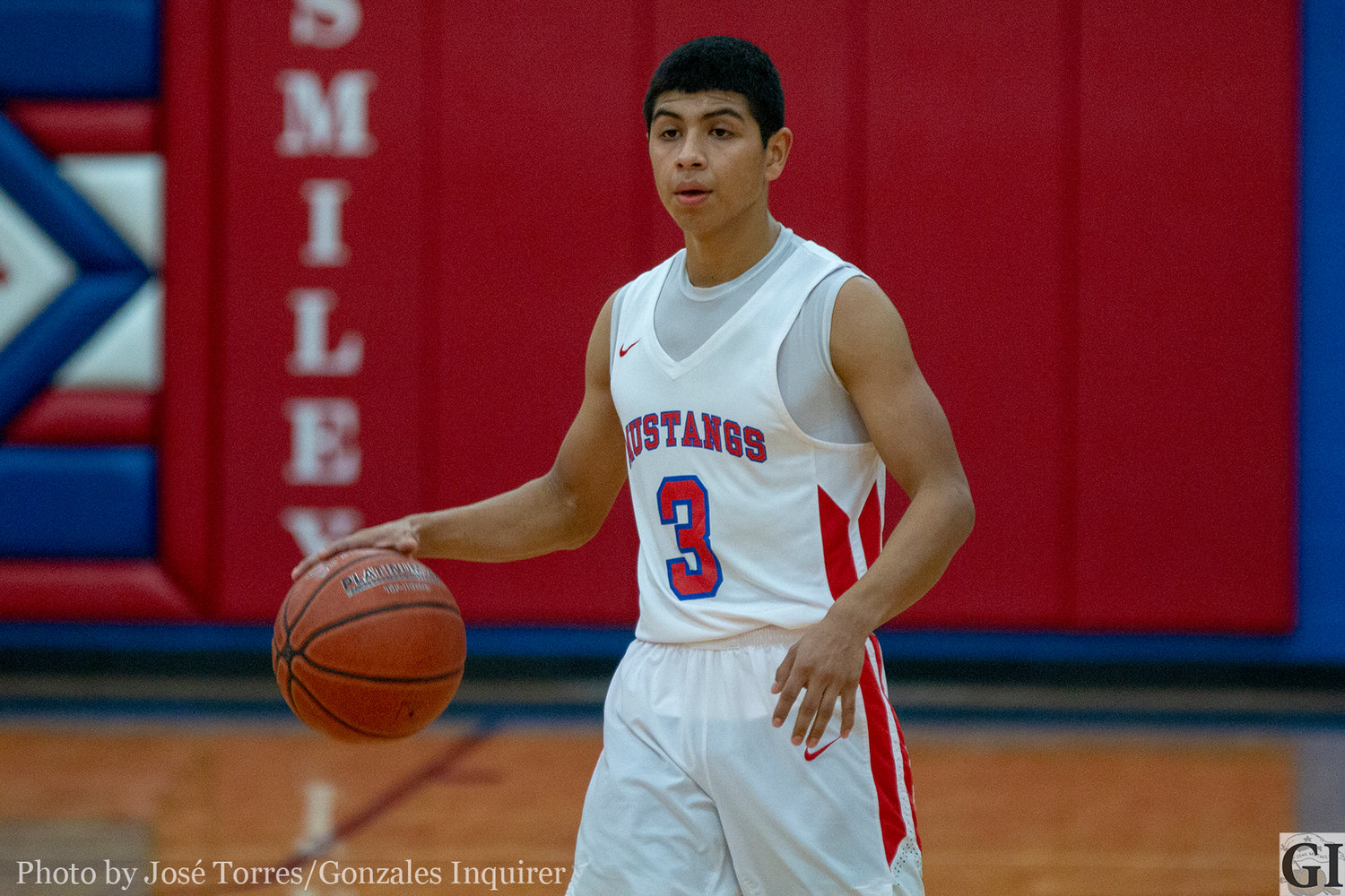 Jose Rodriguez (3) was named to the District 27-3A first team all district.
