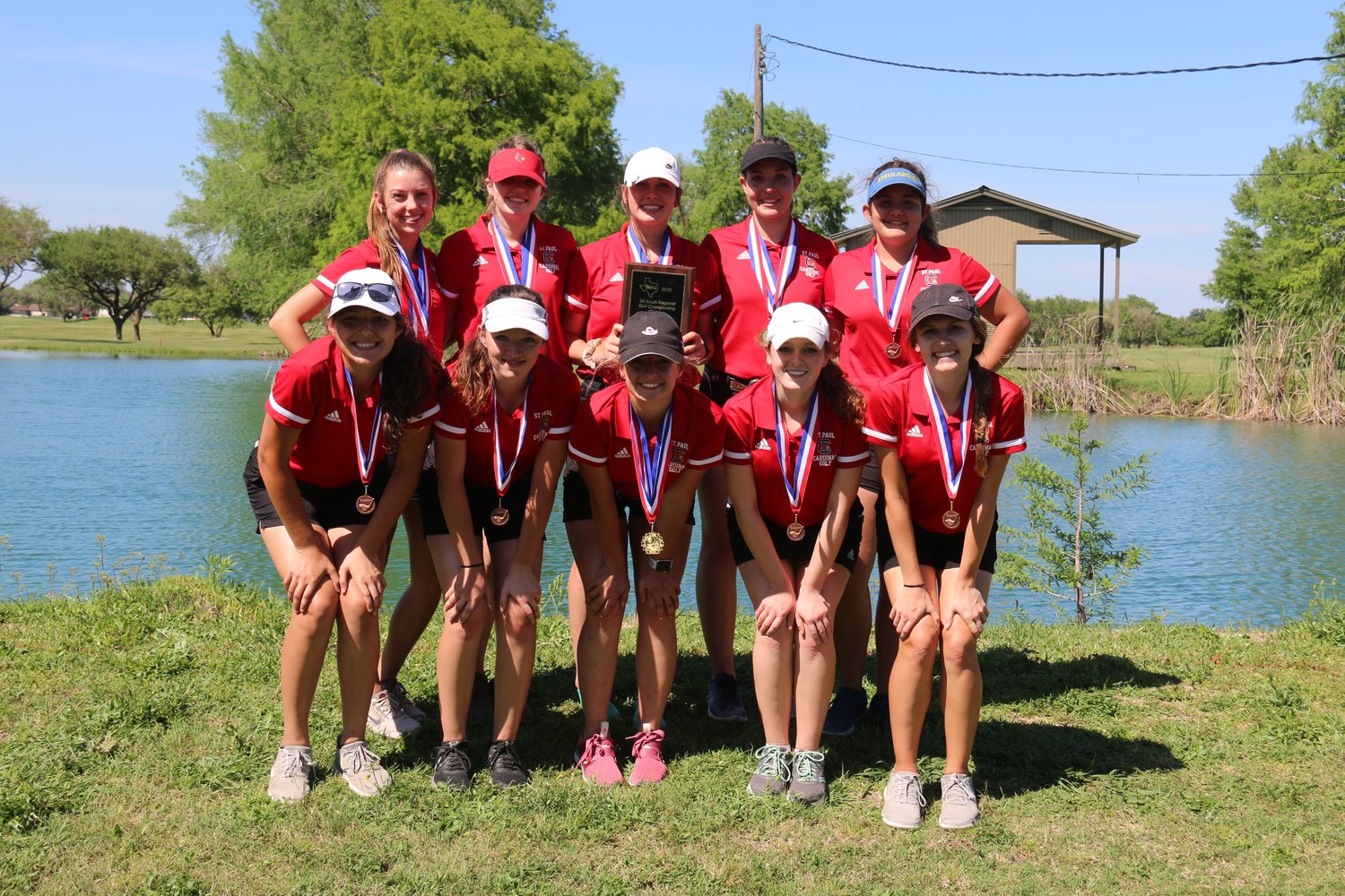 Golfers on the St. Paul girls team in the back row (from left) Tristin Davis, Maddie Stamport, Paige Brown, Sarah Peters and Sydney Hermann. In the front row (from left) are Kate Ehrig, Hannah Timmons, Sadie Thibodeaux, Bailey Blair and Macy Grabarkievtz.