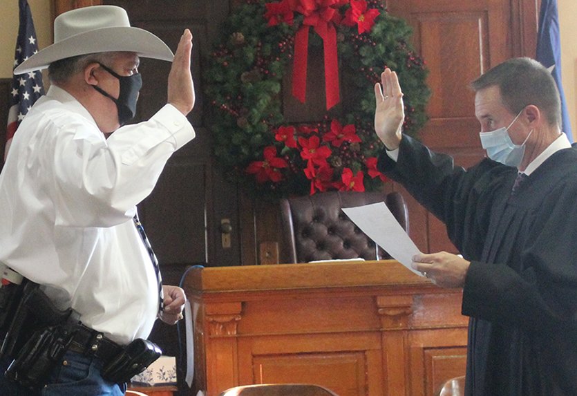Newly elected Gonzales County Sheriff Robert Ynclan was sworn in at 9 a.m. on Jan. 1, 2021 by County Judge Patrick C. Davis.