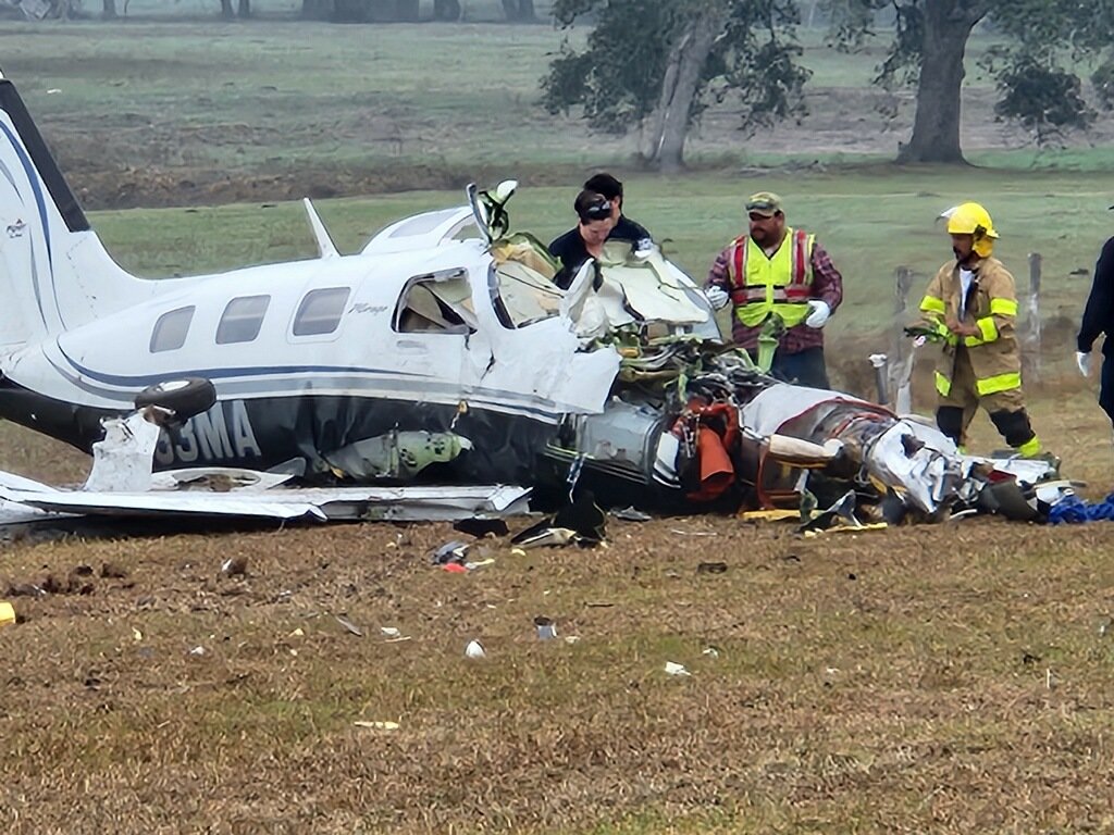 Four people were killed and another person was injured when a single-engine plane crashed near the intersection of FM 317 and County Road 462 near Yoakum late Tuesday morning.