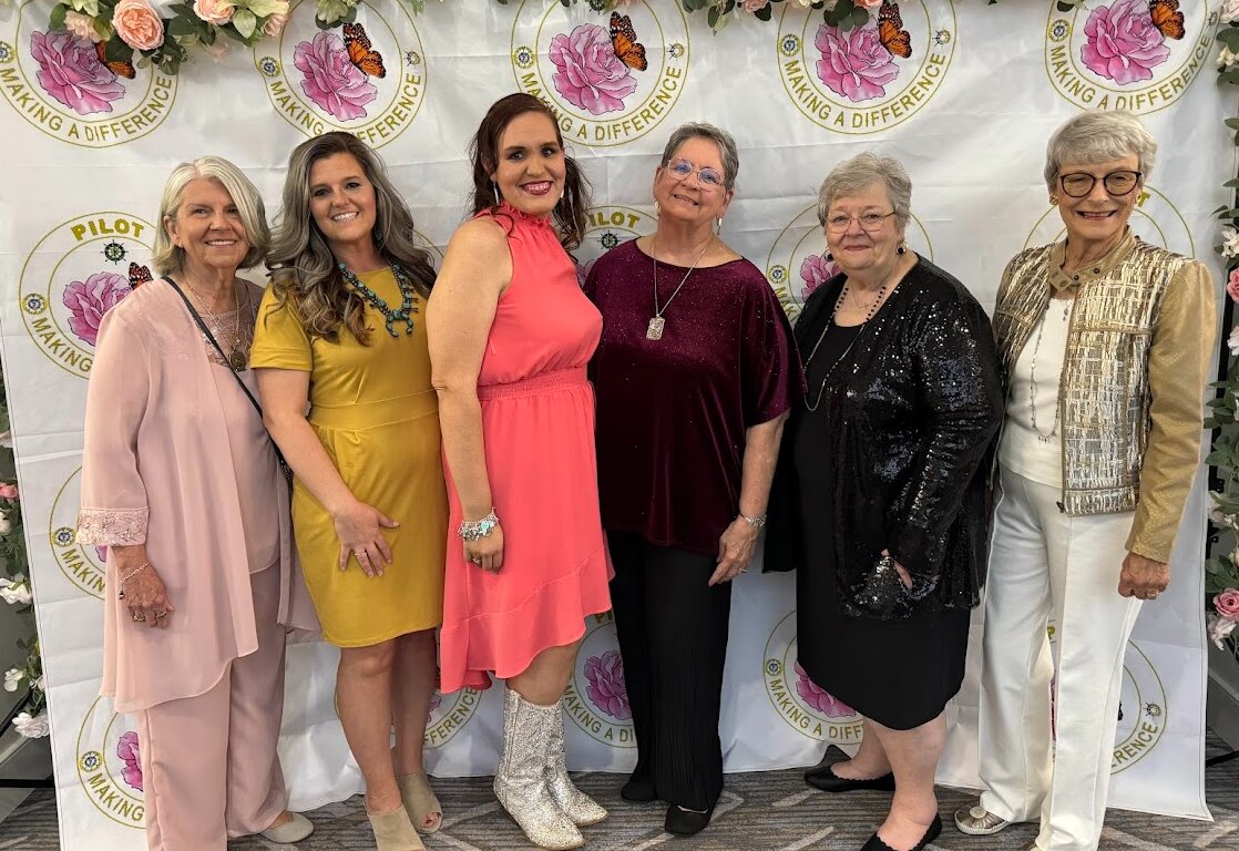 From left are Scottie Beth Baker, Liz Massey, Lorrell Wright, Linda Vaclavik, Nancy Logan and Pat Anders-Ryan of the Pilot Club of Gonzales Inc.