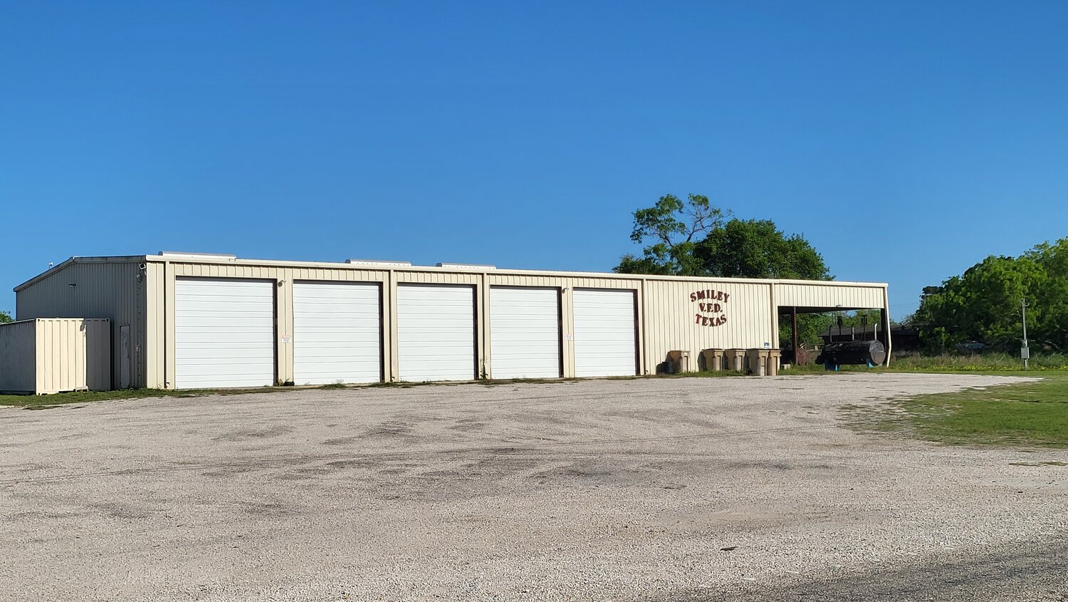 Smiley City Council voted 3-2 to sell the land on which the fire station sits to ESD 2 during a special called meeting Wednesday, April 9.