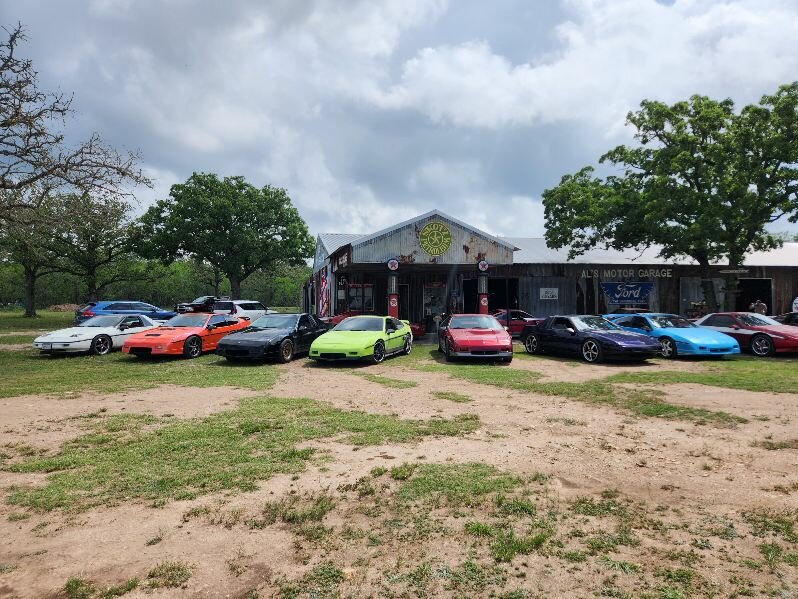 Fiero Roundup attendees stayed at the Days Inn and Holiday Inn Express in Gonzales and dined at GG’s and La Bella Tavola. They also visited the Gonzales Memorial Museum, the Pioneer Flight Museum in Kingsbury, the Power Plant Texas Bar & Grill and the Sebastapol House historic site in Seguin. They also went to the First Shot monument in Cost.
