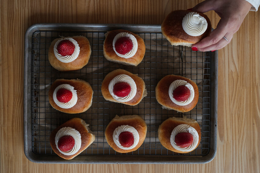 MICAH GREEN / GULF COAST MEDIA
Brioche cream buns. Lindsey Sholes at the first brick and mortar for Black Cat Bakery inside the same building as Cheeseburger Randy’s.