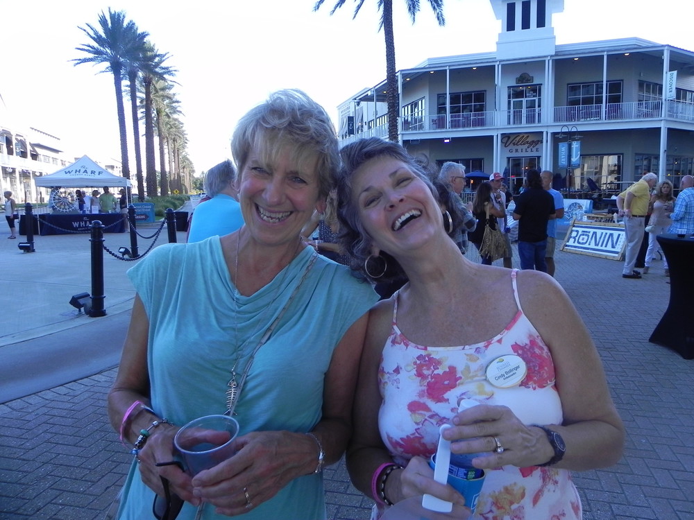 Pam Jeffries, left, and Cindy Bollinger