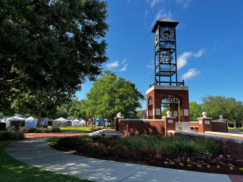 Art in the Park is a free weekend event takes place in the heart of Foley giving guests the opportunity to take in everything the city has to offer. Stroll through the park and enjoy the festival and then explore the shops and restaurants located within walking distance of Heritage Park.