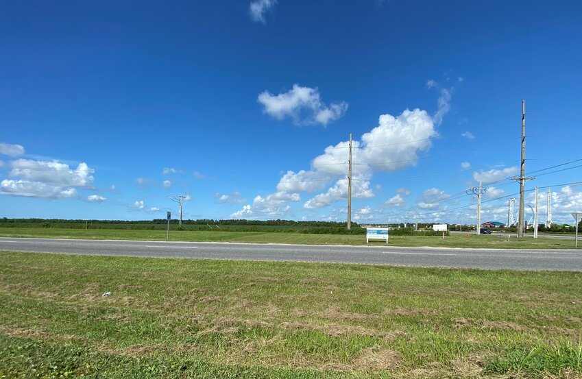 A new grocery store and other retail establishments are planned for the southwest corner of the Foley Beach Express and Miflin Road.