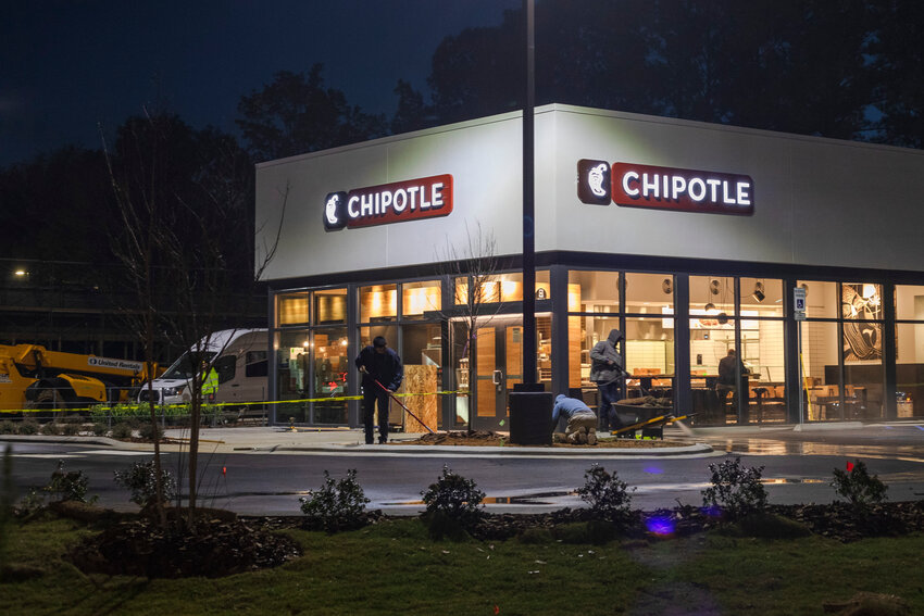 Baldwin County&rsquo;s second Chipotle Mexican Grill location is set to open in a few weeks. An exact opening date should be announced after Christmas.