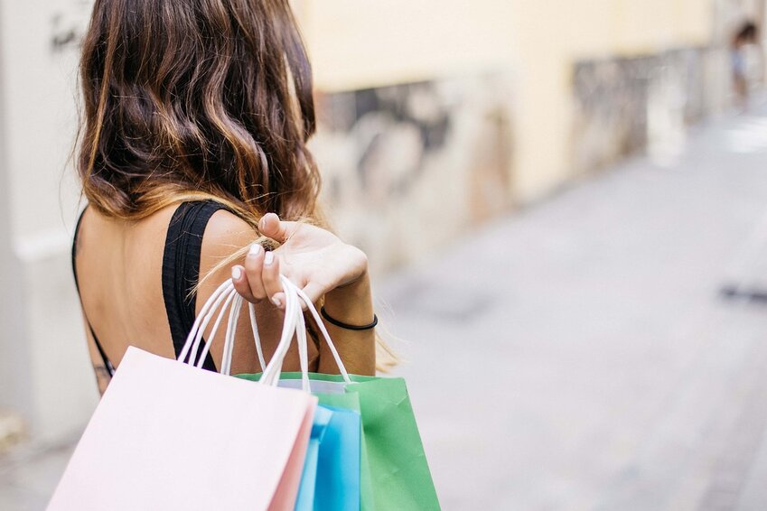 Shopping at the start of the year isn&rsquo;t just fun, it&rsquo;s also cost-effective, as retailers are likely to plan promotions to help sell excess inventory, making it a good time to stock up on essentials and other items.