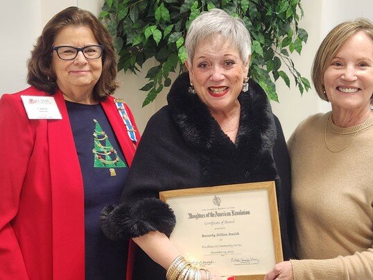 Rouge Regent Carol Salsamendi Community Service Award Winner Beverly Dillon Smith and committee chair Judy Culbreth at Nix Center, December 14, 2023. Following the ceremony.