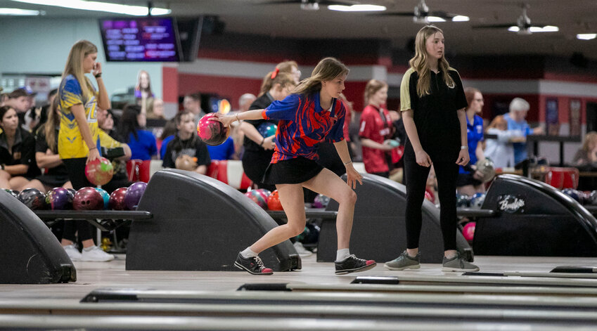 Orange Beach&rsquo;s Sadie Rose loads an attempt during Thursday&rsquo;s traditional rounds for seeding ahead of Friday&rsquo;s AHSAA State Championship at Bowlero Mobile. Rose was the top individual bowler for the Makos with a three-game score of 454 for 18th overall.