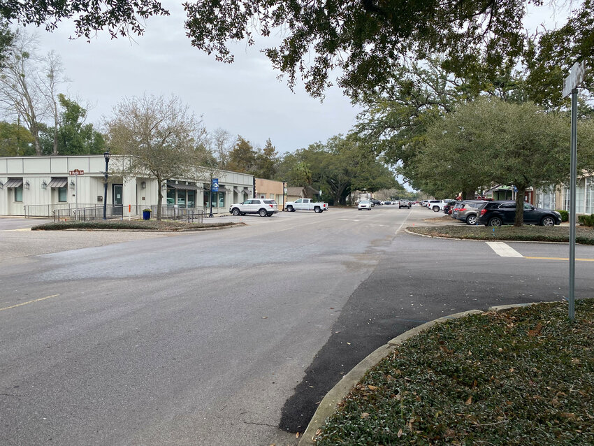 Foley's comprehensive road resurfacing and repair initiative is moving forward and&nbsp; set to include the installation of a traffic island along South Alston Street. This strategic move aims to assess the efficiency of similar infrastructure in mitigating traffic issues along Alabama 59.