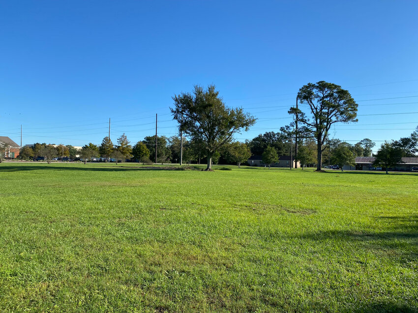 Foley will build a new public library on a site south of U.S. 98 near the city&rsquo;s Dog Park. The City Council accepted a bid on the project Monday, Nov. 18.
