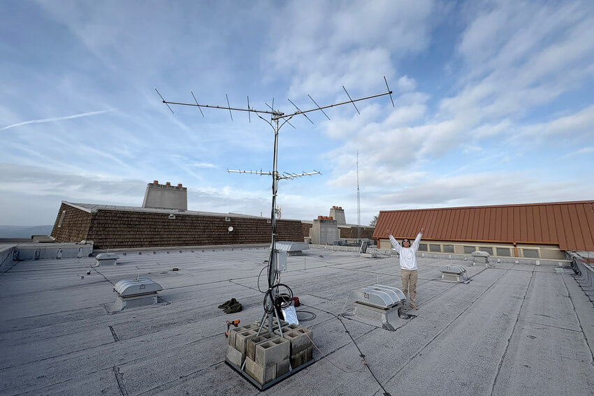 A Motus tracking antenna was erected atop the Lodge at Lake Guntersville State Park.