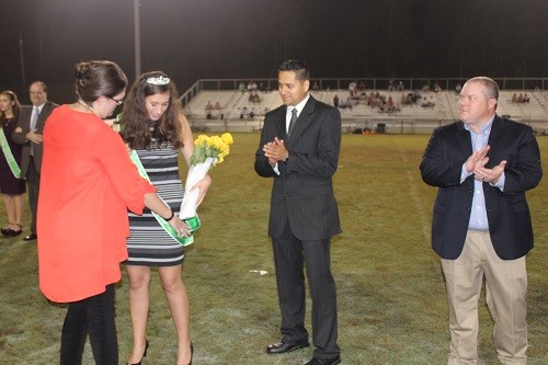 Snook crowns Parker Homecoming Queen - Gulf Coast Media