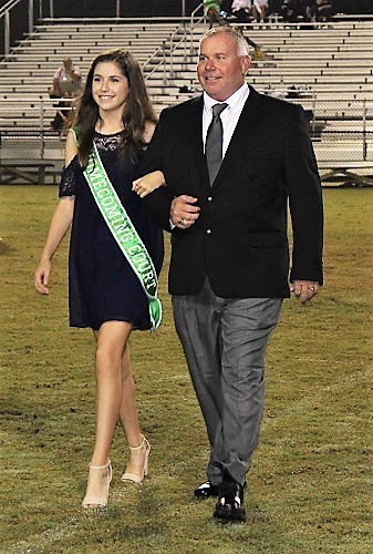 Snook crowns Parker Homecoming Queen - Gulf Coast Media