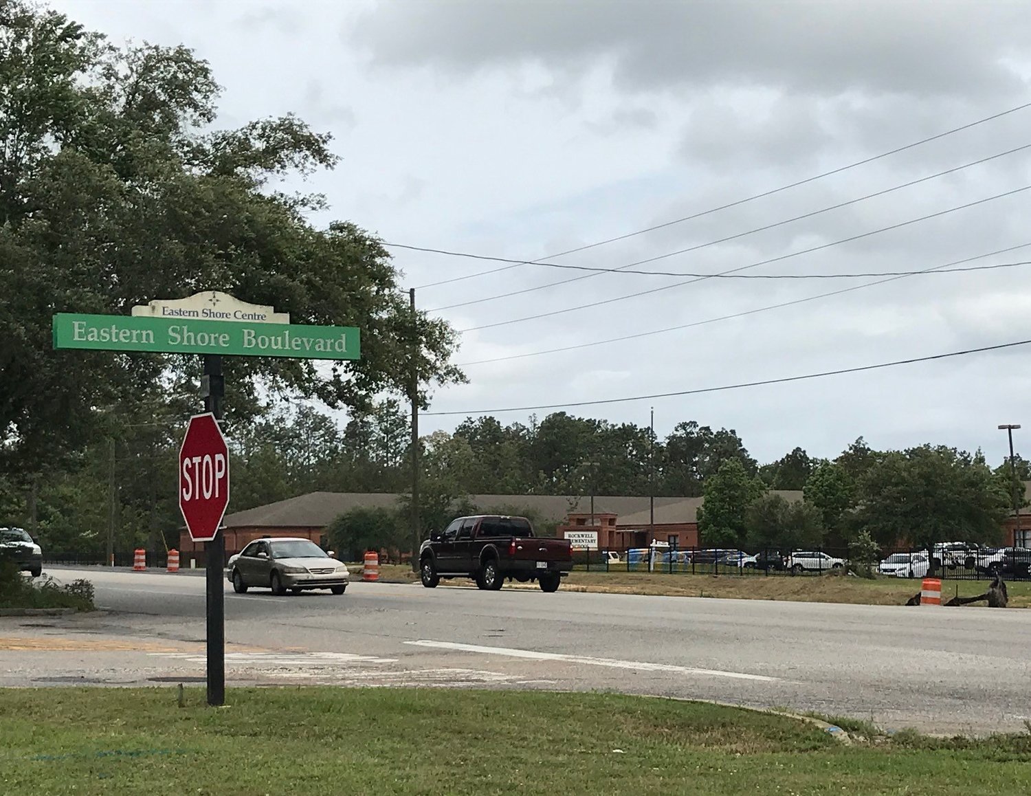 Spanish Fort plans to install a new traffic light at the intersection of US 31 and Eastern Shore Boulevard.