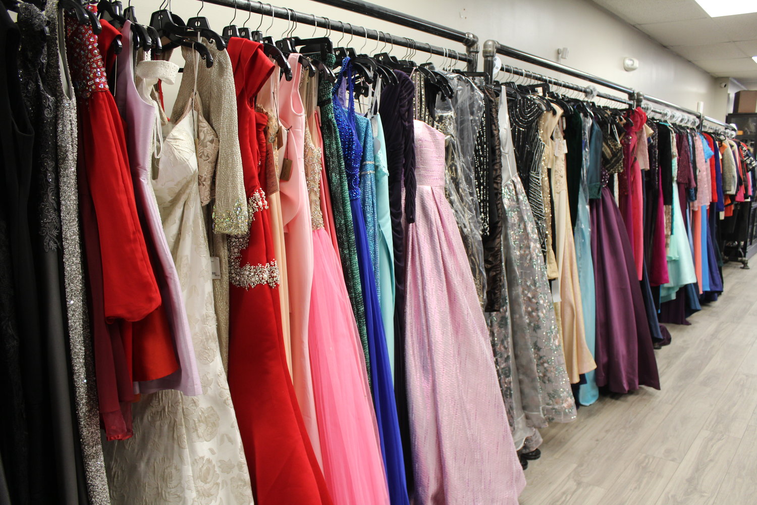 Back on the Rack Upscale Resale in Fairhope takes formal dresses in on consignment starting in December each year and carries a large stock of new boutique overstock dresses. Racks line the walls of their shop in Fairhope till the end of May.