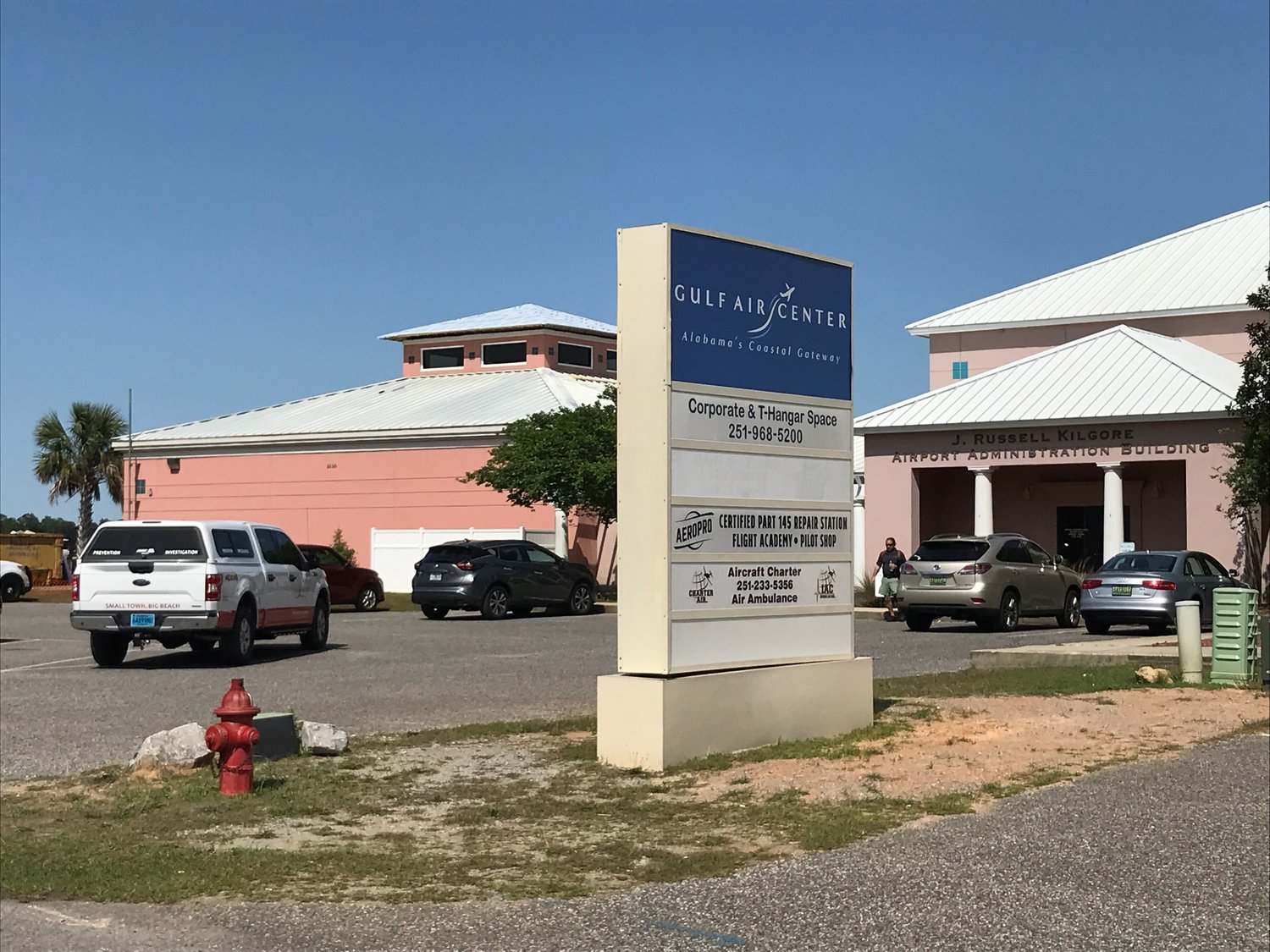 Commercial airline flights from Jack Edwards Field could start by Labor Day under plans proposed to the Gulf Shores City Council.