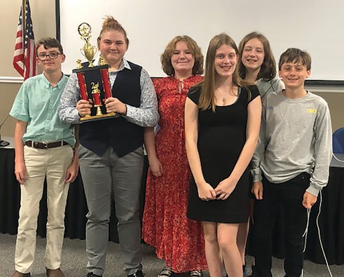Fairhope Middle School was awarded second place in the junior varsity division. Team members were from left: Brooks Pearson, River Nunn, Martha Garner, Allie Cumbie, Moxy McClay and Gary Holbein.