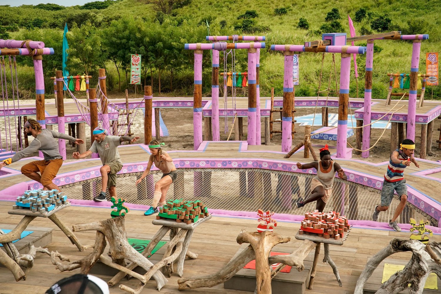 The first immunity challenge of the "Survivor" season 42 three-hour finale was a physically demanding obstacle course and puzzle challenge.