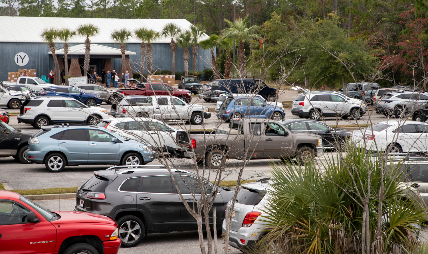 The Island Church’s parking lot was filled Saturday morning, Nov. 19, for the ninth annual Thanksgiving food distribution hosted by the Island Mobile Food Pantry. The church saw its largest turnout yet with 222 families signed up.