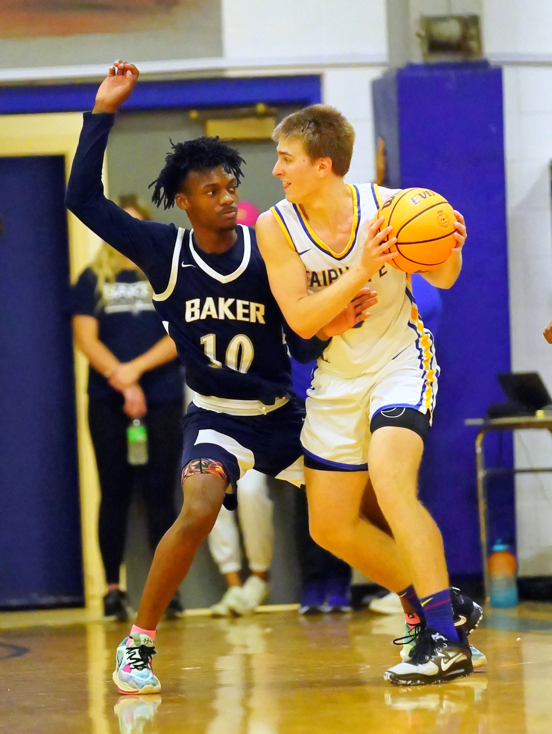 Fairhope junior Zeb Gafford looks for a passing lane during the Pirates’ non-area home game against the Baker Hornets Dec. 13, 2022. In the newest coaches’ poll from the Alabama Association of Basketball Coaches, Fairhope was ranked No. 8 in Class 7A entering play Tuesday.