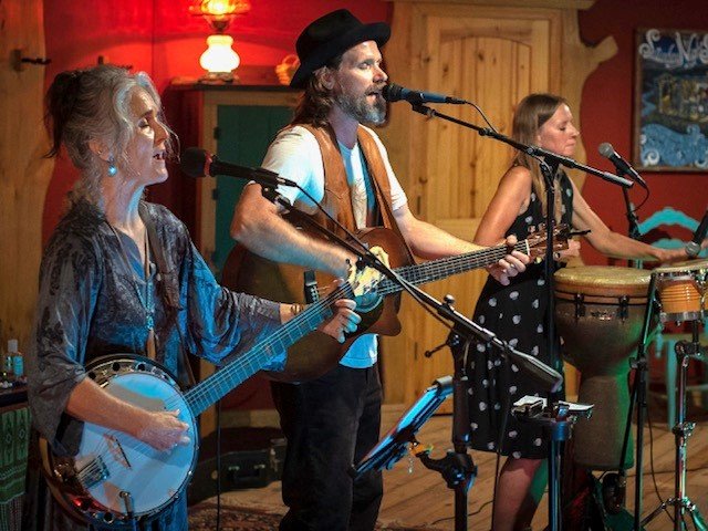Gypsy Spark’s Southern-rooted music is somewhat nostalgic of '60s folk with a dreamy element that intertwines flute, banjo, harmonica and acoustic guitar.