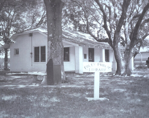 A small house on the corner of North McKenzie Street and East Laurel Avenue was the home of the Foley Public Library starting in 1927. The library moved to its current location in 1984.