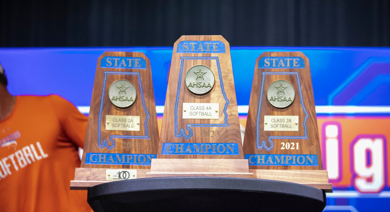Three Blue Map trophies have now returned to Orange Beach High School following Saturday’s 5-0 win over Houston Academy in Oxford. Sunday, May 21, the Orange Beach community welcomed home its three-time softball champions with a ceremony at the Performing Arts Center.