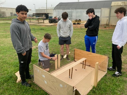 Robertsdale High School students work on their project for the 2022-23 Samsung Solve for Tomorrow Stem competition.