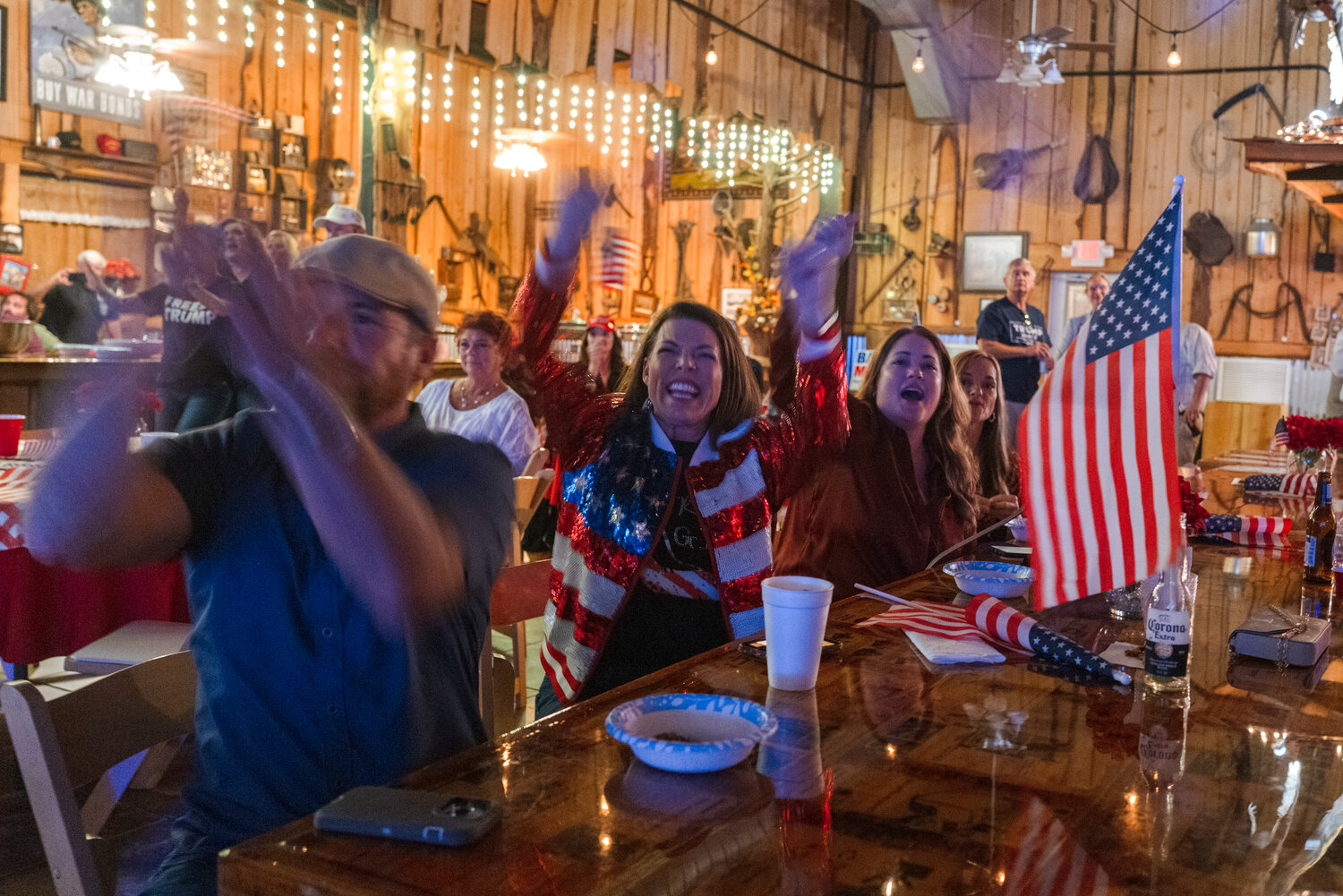 Baldwin County backs Trump on his way back to White House, and other