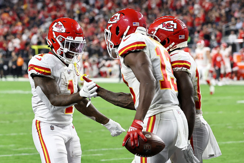 Kansas City Chiefs 41, Raiders 14: Insta-reaction from a game that