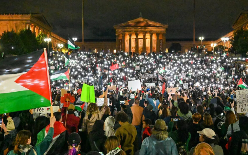 Thousands of marchers gather in Philadelphia to support peace and Palestinian rights. A media report said the march was attended by &quot;dozens.&quot;