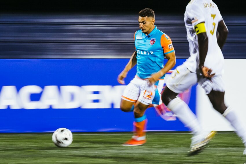 Miguel Gonzalez playing for Miami FC
