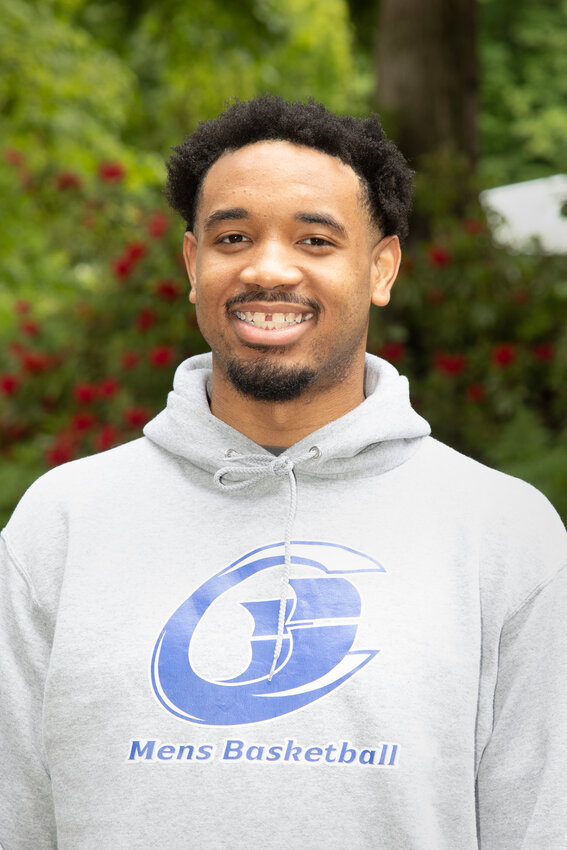 Jemoi Davis was awarded by SPSCC the 2024 Outstanding Student Award in recognition of their personal growth, academic success, and contributions to the college and local community.