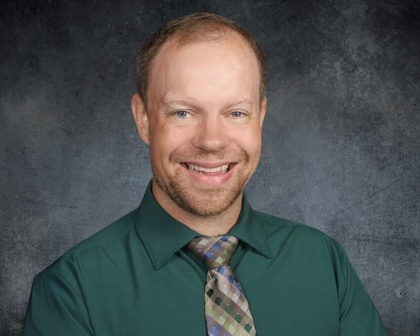 After being hailed as Capital Region Educational Service District 113&rsquo;s 2025 Regional Teacher of the Year, Black Hills High School Band Director and Music Coordinator Andrew Landowski is set to be considered for the Washington State Teacher of the Year award.