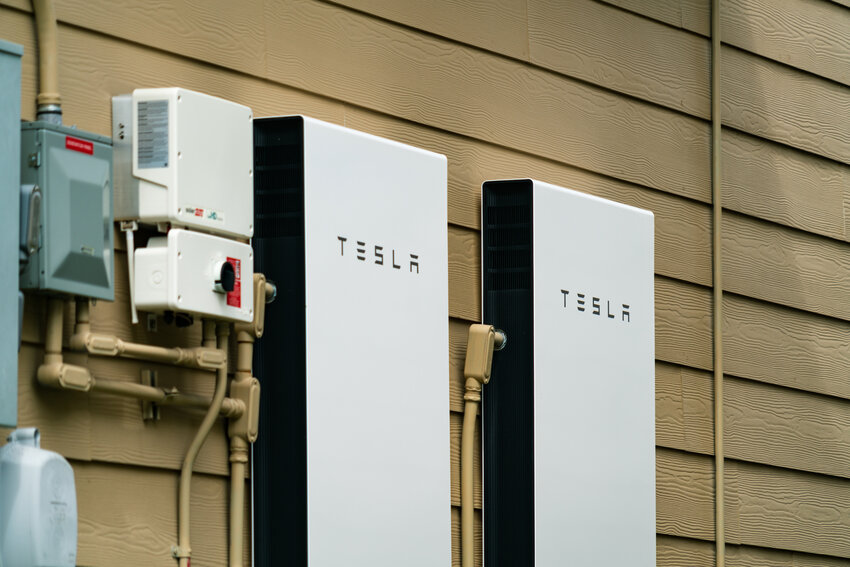 Tesla power wall betteries