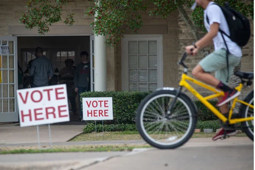 Williamson County residents voted on Super Tuesday at Southwestern University&rsquo;s Howry Center in Georgetown.