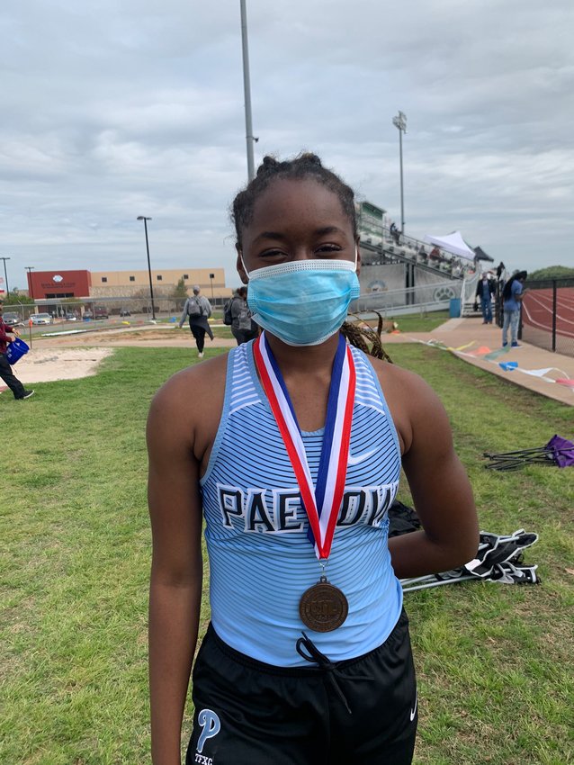 Paetow senior Tumi Onaleye won the 100 hurdles and 300 hurdles and was a member of the Panthers&rsquo; first place 4x400 relay team at the District 19-5A track and field meet in Brenham. Onaleye also finished second in the triple jump.