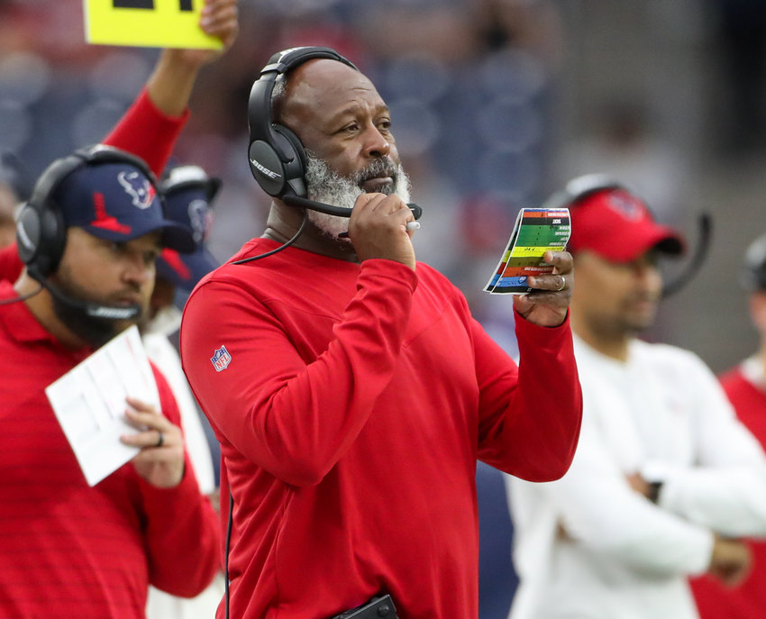 Houston Texans: Curious calls by Lovie Smith, Pep Hamilton in loss