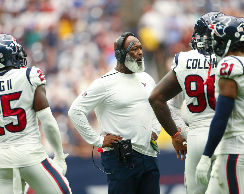 Houston Texans head coach Lovie Smith during a timeout in an NFL game between the Texans and the Colts on September 11, 2022 in Houston. The game ended in a 20-20 tie after a scoreless overtime period.