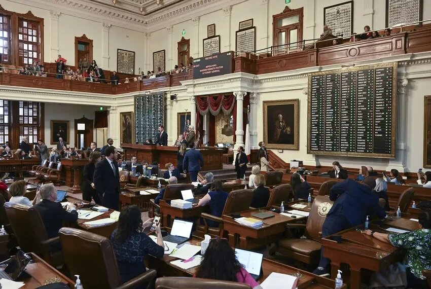 Speaker Dade Phelan presided over a contentious four-hour debate over the fate of Attorney General Ken Paxton. But the vote wasn't close.