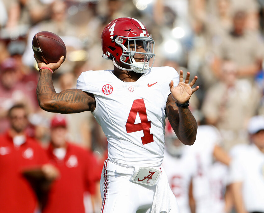 Alabama quarterback Jalen Milroe (4) passes the ball during an NCAA college football game between Texas A&amp;M and Alabama on October 7, 2023, in College Station, Texas. Alabama won, 26-20.