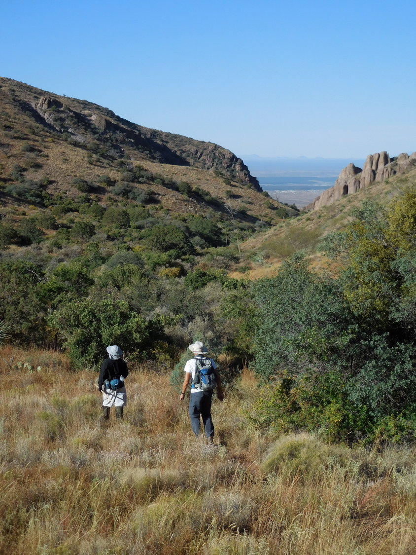 Hikers on the descent into Achenbach
Canyon