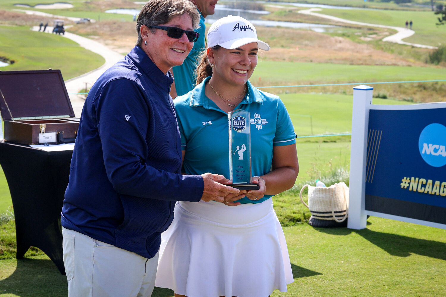 Bunch Honored As Scholar Athlete,