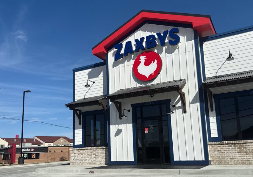 A site plan for a new Zaxby’s on the corner of Business Park Drive and Gluckstadt Road has been approved by the city board.